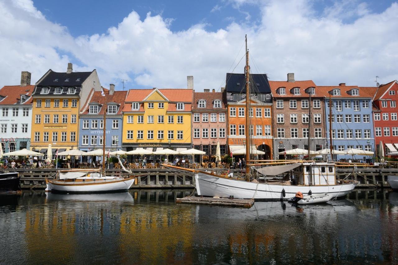 Gorgeuos Three-bedroom Apartment in Historical Kopenhagen Buitenkant foto