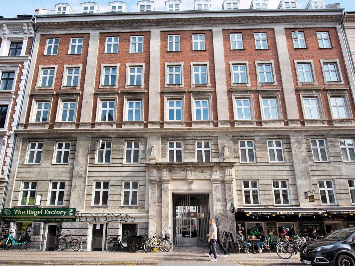 Gorgeuos Three-bedroom Apartment in Historical Kopenhagen Buitenkant foto