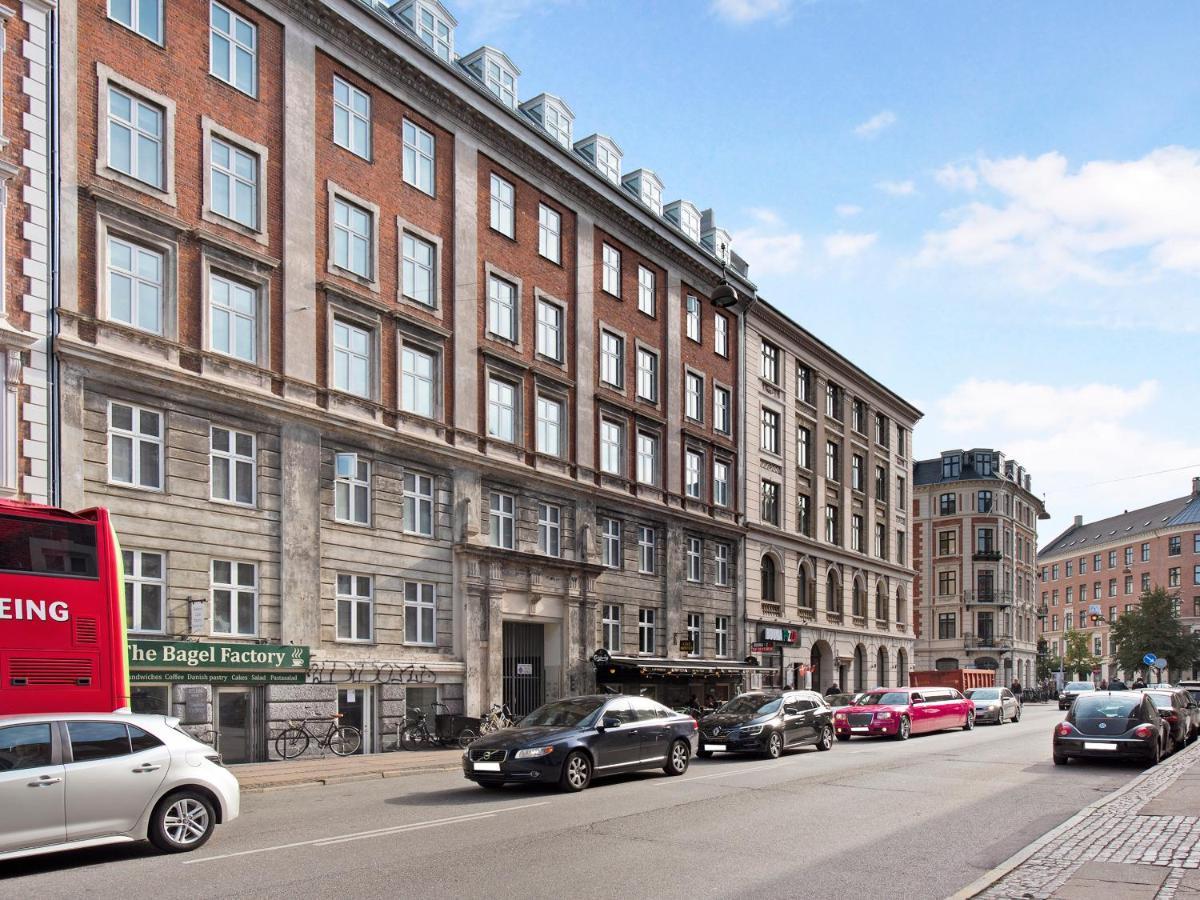 Gorgeuos Three-bedroom Apartment in Historical Kopenhagen Buitenkant foto