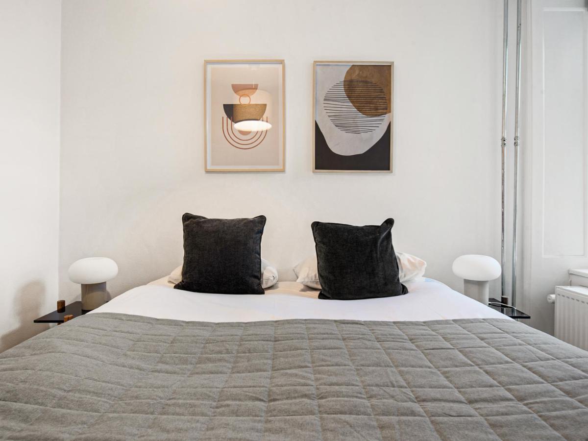Gorgeuos Three-bedroom Apartment in Historical Kopenhagen Buitenkant foto